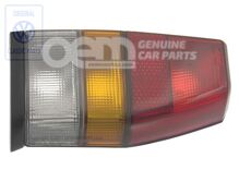 Koncový svetlomet s cúvacím svetlom