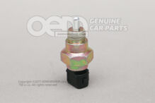 Spínač pre cúvacie svetlo (2)