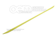 Ochranná lišta na zad. kapotu (1)