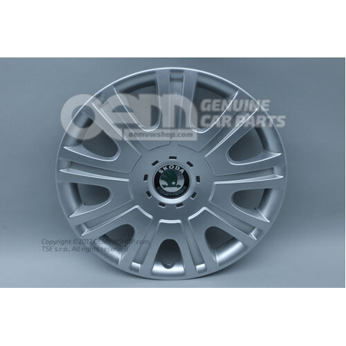 Ozdobné kryty kolies čierna / lesklý chróm Škoda Octavia 1Z