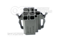 Puzdro s plochými kontaktmi