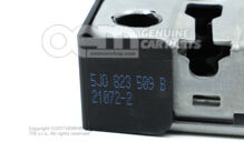 Dolný diel zámku kapoty (2)