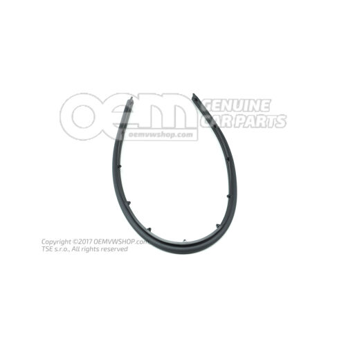 Tesnenie pre prednú kapotu 654823707B