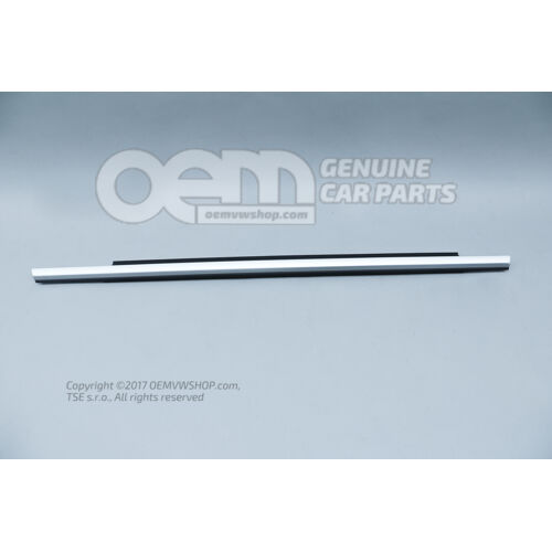 Tesnenie okennej štrbiny s ozdobnou lištou hliníková matná Audi RS3 quattro 8V