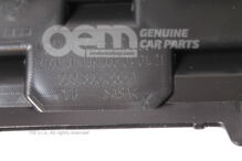 Ozdobte saténovo čierny Volkswagen Golf 5G (3)