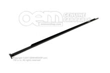 Utesnenie okennej šachty čierna 575837478D5AP (1)