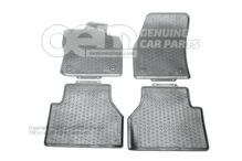 1 sada koberčekov do každého počasia Titan black - ľavostranné riadenie 2K8061500  82V (1)