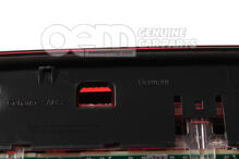 Vysoko umiestnené brzdové svetlo s ostrekovacou dýzou 5G0945087B (2)