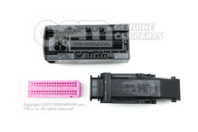 Puzdro s plochými kontaktmi s blokovaním kontaktu 1S0906385A