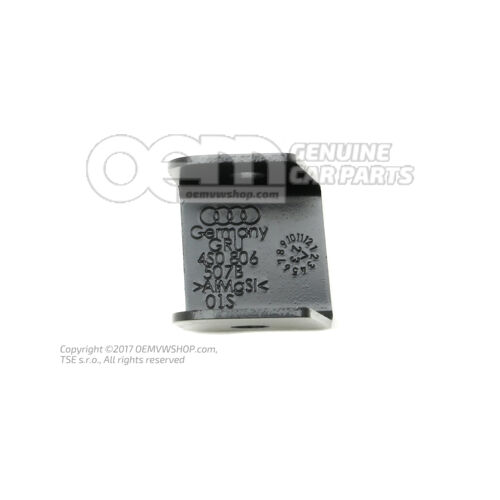 Pridržiavací plech