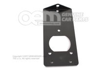 Držiak pre CD menič a/ alebo navigačnú jednotku