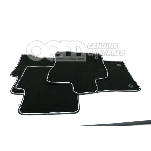 1 sada kobercov (textilné) saténová čierna Volkswagen Touran 5T 5QB061270A WGK