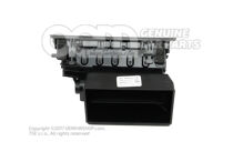 Ventilátor čierny / saténový čierny / leštený chróm (1)