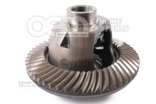 Diferenciál s tanierovým kolesom a hnacím pastorkom (4)