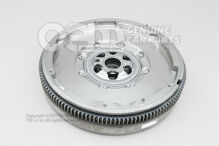 Dvojhmotný zotrvačník 05C105266 (1)