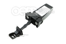 Zaisťovač dverí (1)