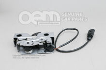 Dolný diel zámku kapoty