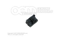 Puzdro s plochými kontaktmi s blokovaním kontaktu