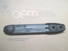 Držiak pre bezpečnostný pás (1)