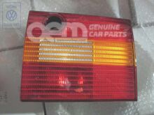 Koncový svetlomet s cúvacím a koncovým hmlovým svetlom